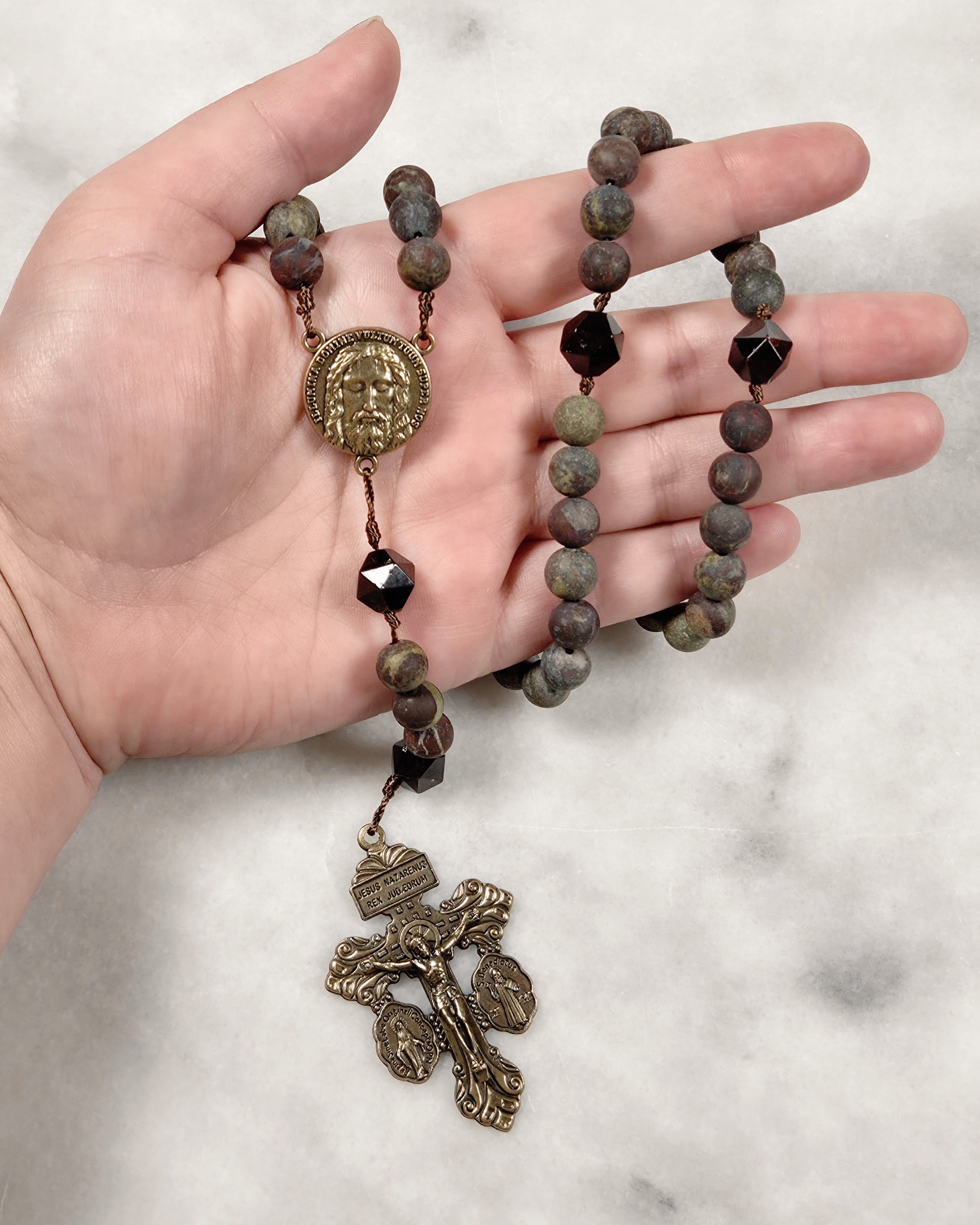 The Holy Face | Triple Threat Rosary